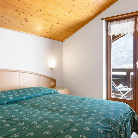 Cesa Maria Suen Feriehus Canazei