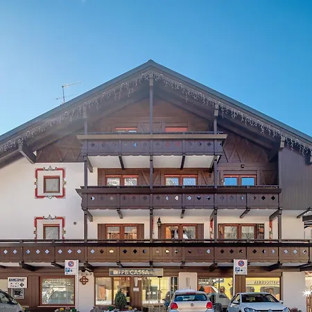 Cesa Maria Suen Canazei