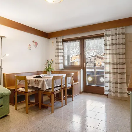 Cesa Maria Suen * Canazei